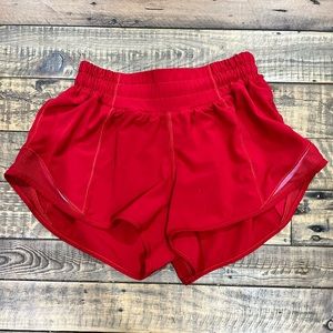 Lululemon Hottie Short